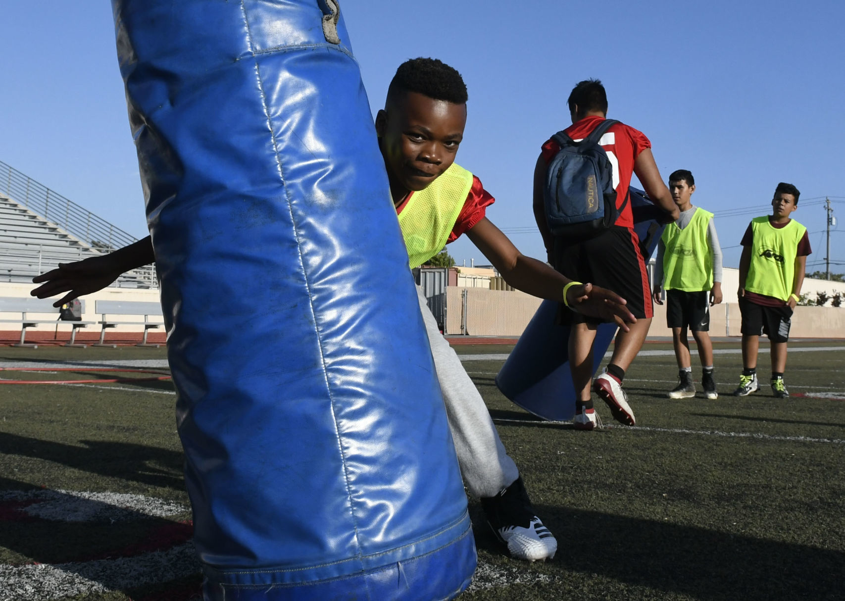 072919 SM youth football camp 03.jpg